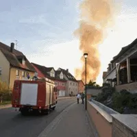 img09.gif