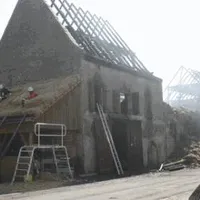 img4_1.gif
